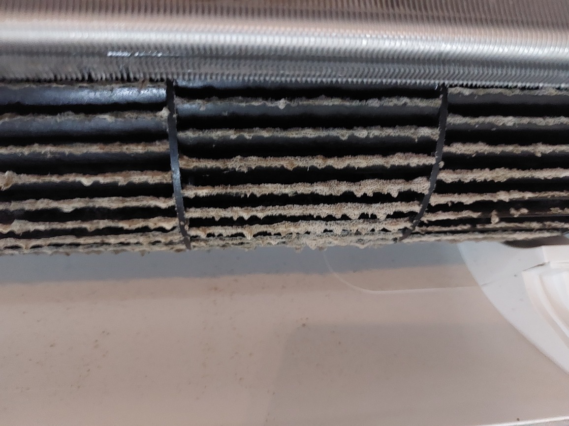 Entretien unité intérieure et extérieure d'une climatisation - Béziers